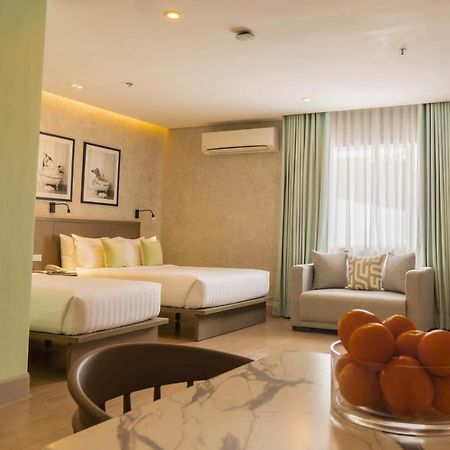 Primeway Suites Cebu Buitenkant foto