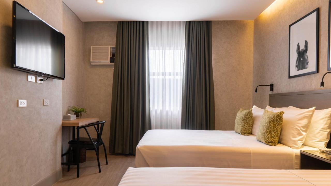 Primeway Suites Cebu Buitenkant foto