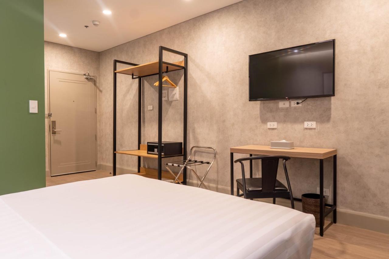 Primeway Suites Cebu Buitenkant foto