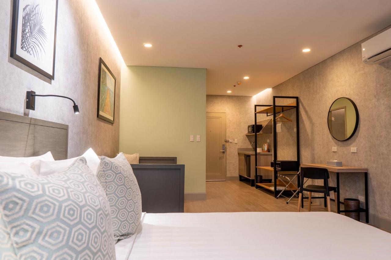Primeway Suites Cebu Buitenkant foto