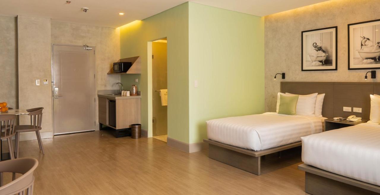 Primeway Suites Cebu Buitenkant foto