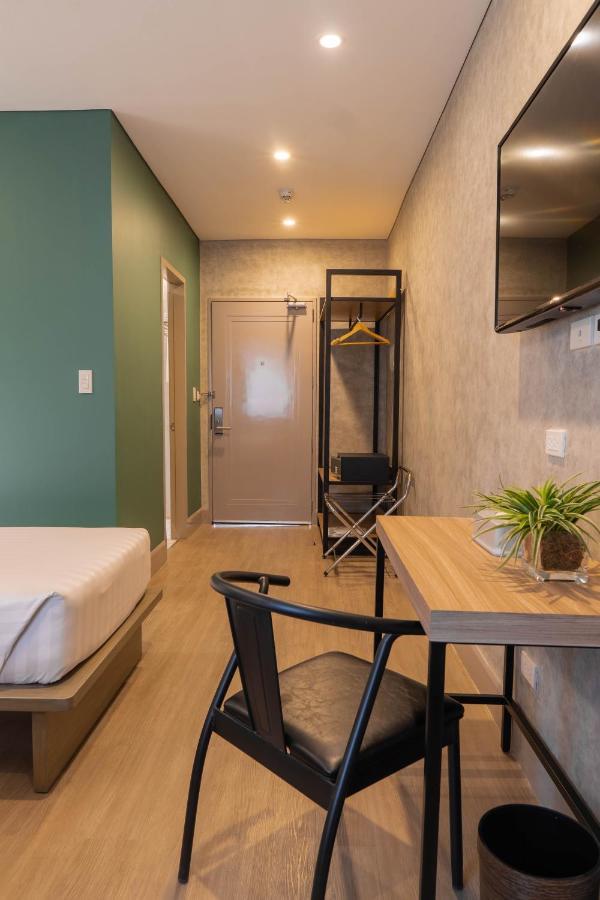 Primeway Suites Cebu Buitenkant foto